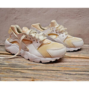 Size 5.5 (GS) - Nike Huarache Run Low White Pure Platinum